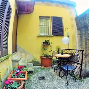 Apartment Cozy Garden Retrait, Varenna