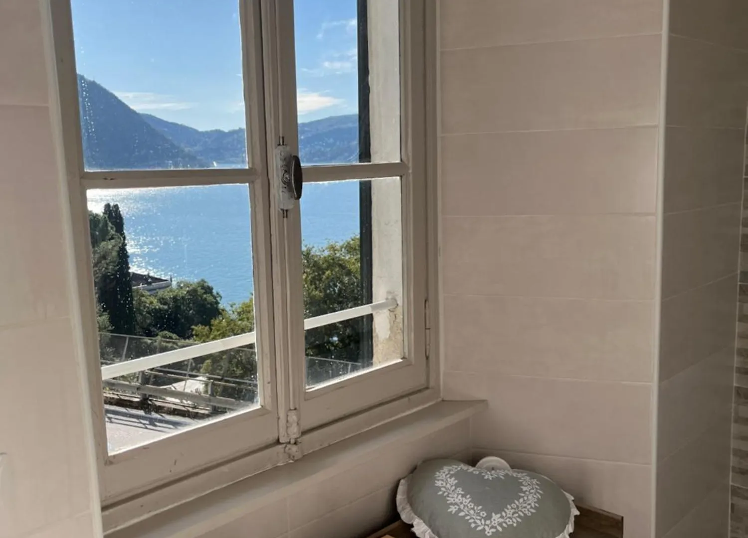 Casa Giulietta Caronti With View Of Lake Como بْليفيو بيت للعطل